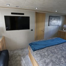 Black Zen Yacht 