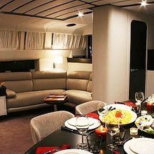 Demoiselles Yacht 