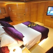 Brothers Yacht 