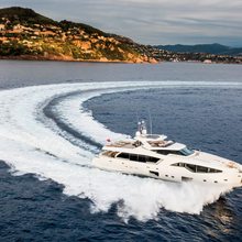 Mikil Yacht 