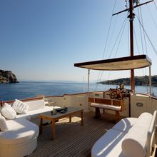 Silver Cloud Yacht Deck Seating