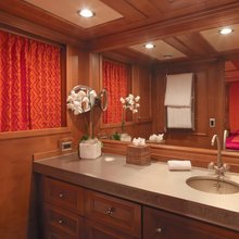 Voyager Yacht VIP Bathroom 2
