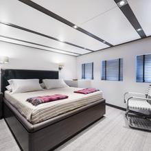 Genesia Yacht 