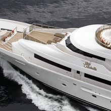 Tasia Yacht Running Shot - Bow