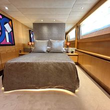 Cheetah Moon Yacht 