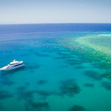 Flying Fish Yacht 