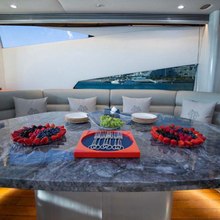 UD30 Yacht 