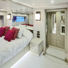RAOUL W Yacht 