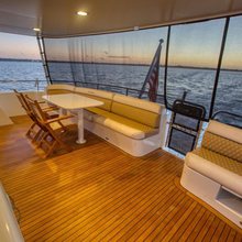 Chaser Yacht 