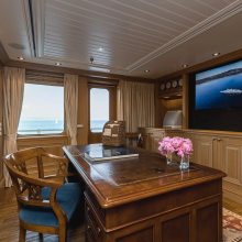Tatoosh Yacht 