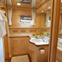 Miss Kulani Yacht 