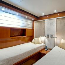 Sky Khan Yacht 