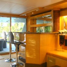 Azure Yacht 