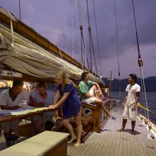 Sunshine Yacht 