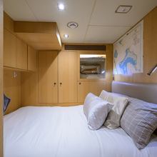 Aqua Life Yacht 