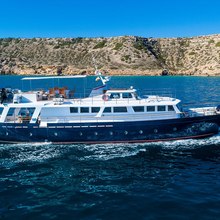 Black Pepper Yacht 