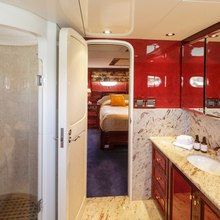 Flying Fish Yacht 
