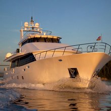 Liquidity Yacht Running Shot