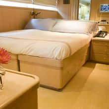 Silent World II Yacht Convertible Guest Stateroom