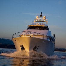 Liquidity Yacht Sunset - Front View