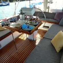 Three Moons Yacht 