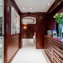 Sonician Yacht 