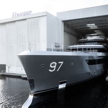 Valor Yacht 