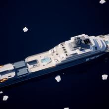 REV Ocean Yacht 