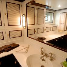 Providence Yacht Guest Bathroom