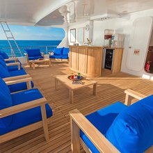 Tip Top II Yacht 