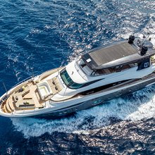 M 105 Yacht 