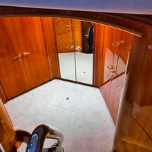 YCM 105 Yacht 