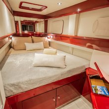 Dolcevitacat Yacht 