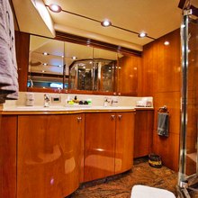 YCM 105 Yacht 