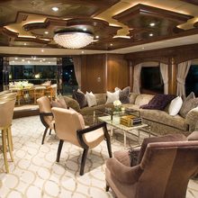 Lohengrin Yacht Salon - Night