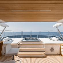 Elza Yacht 