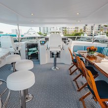 La Lady Yacht 