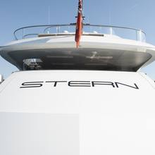 Stern Yacht 