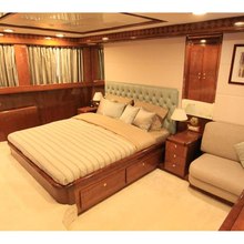 White Knight Yacht 