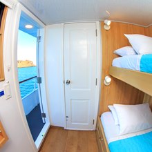 Pinguino Explorer Yacht 