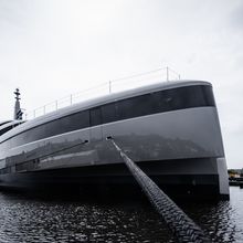 Obsidian Yacht 