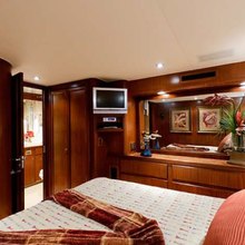 Lifter Yacht 