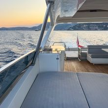 Timeout Together Yacht 