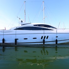 Black Zen Yacht 