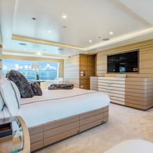 The Jewel Yacht 