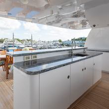 Sonician Yacht 