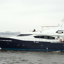 Fantom Yacht 