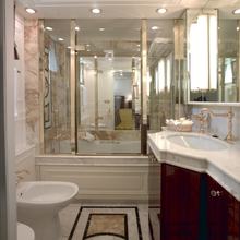 SS Delphine Yacht Private Bathroom