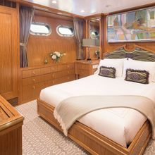 Moon River Yacht 