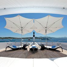 Inception Yacht Bow Deck - Loungers